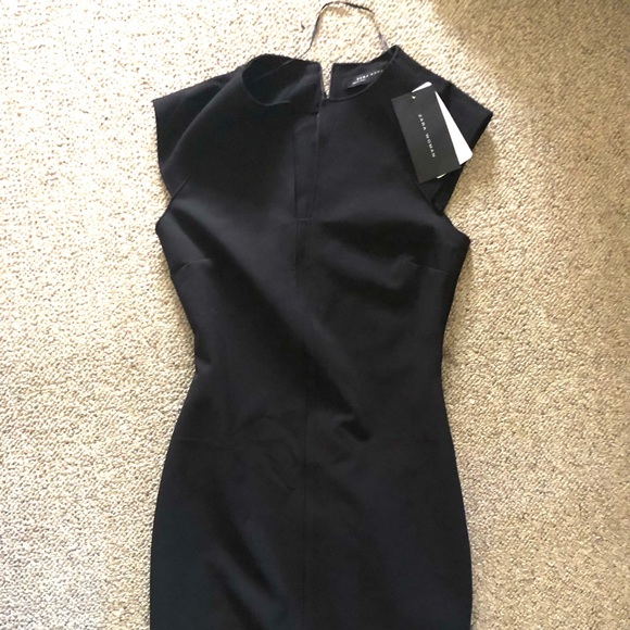 Zara form fitting LBD - Picture 1 of 4